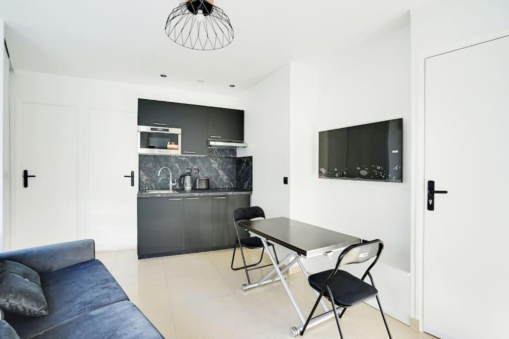 Apartamento Magnifique 3 Pieces Paris 18Eme Exterior foto